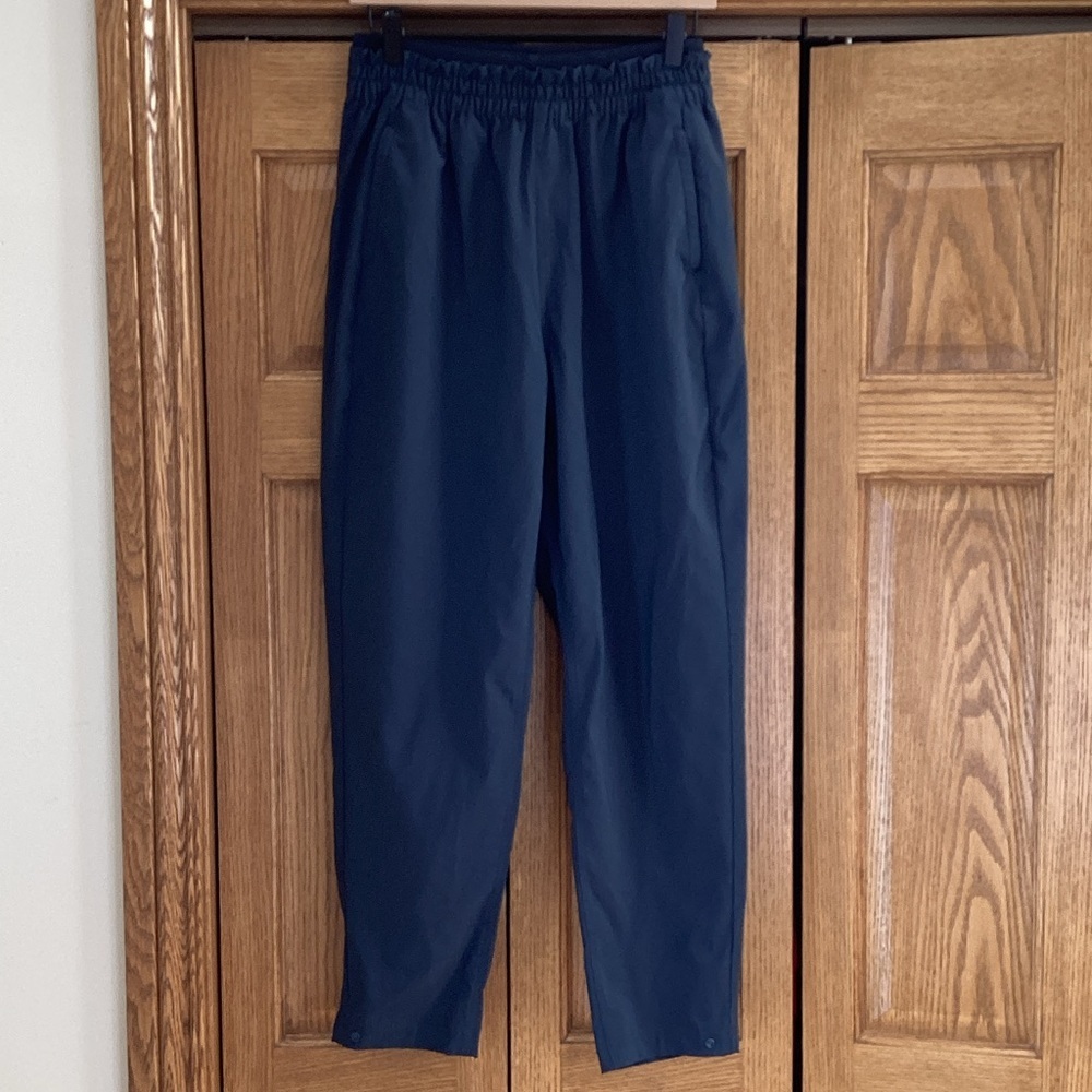 prAna blue pull on elastic waist pants. Women’s size medium